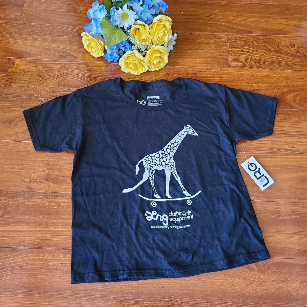 LRG Boys Small Black Tshirt